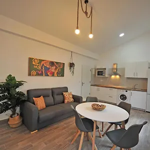  Apartment Palacete Centro Duque De Valais